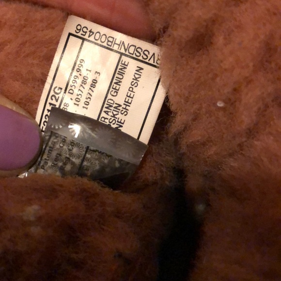 SOLD - Mauve Ugg Boots - Picture 6 of 6